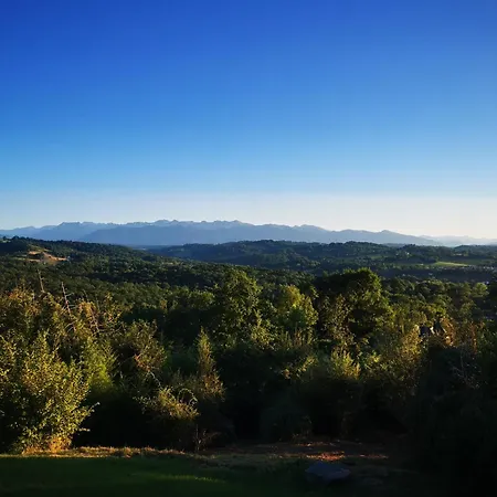 Les Pyrenees En Famille